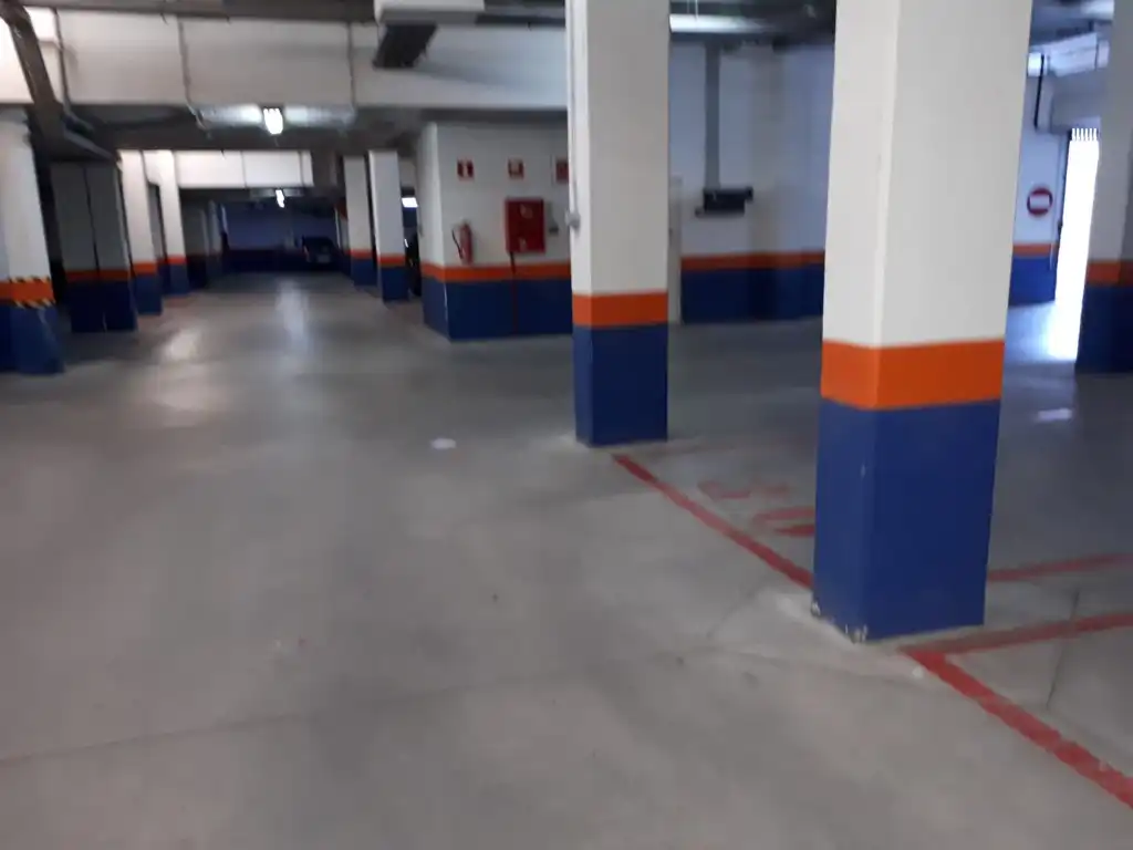 Parcheggio con ascensore in vendita a C/ Joven Futura, imagen 7