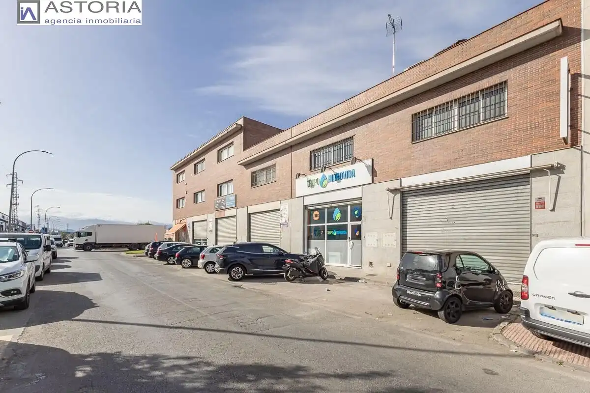 Nau industrial en venda a Avenida JUNCARIL, imagen 16