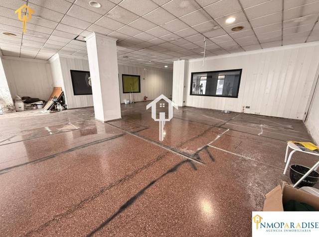 Local comercial en Venta en Calle FCO CARRATALA CERNUDA en Campoamor