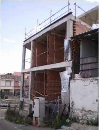 Vista exterior de Edificio en venta en Los Santos de la Humosa