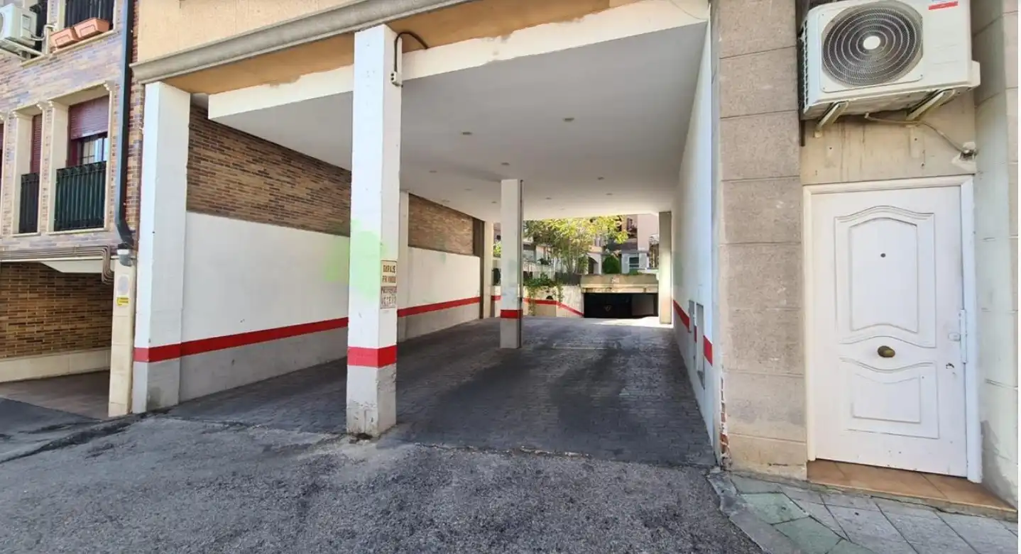 Garage zum Verkauf in ALAMO, Casco Antiguo