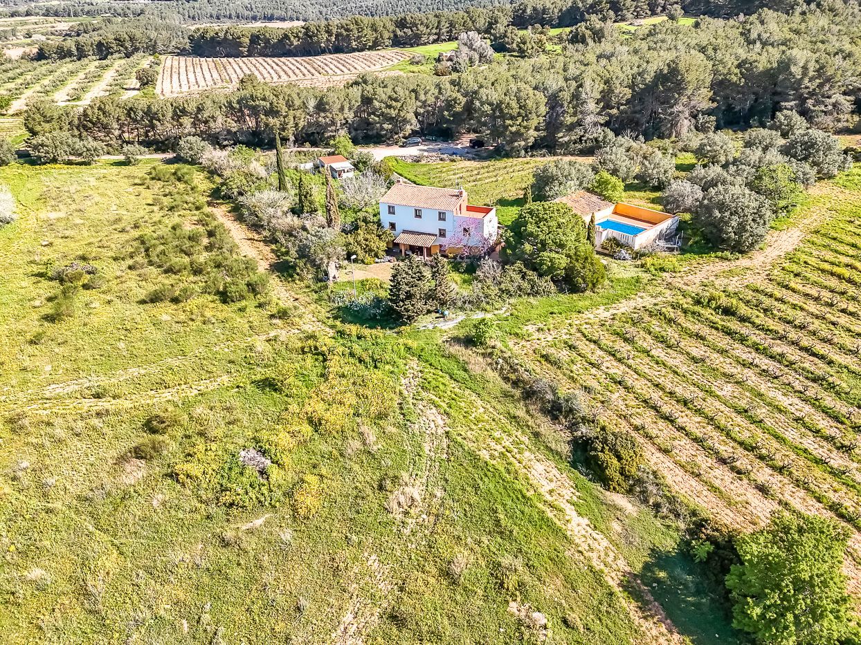 Country house for sale in Vila-rodona