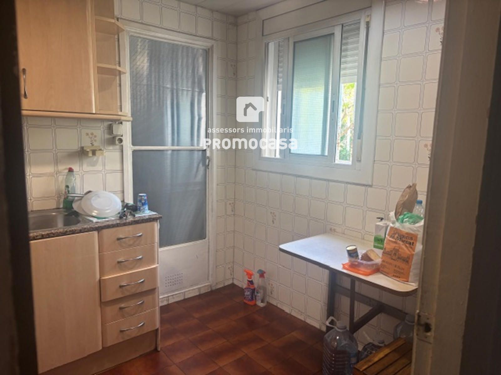 Cocina de Piso en venta en Badia del Vallès con Calefacción, Terraza y Balcón
