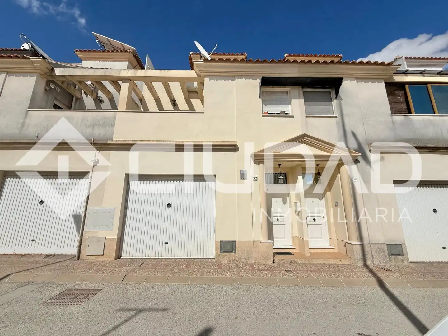 Exterior view of Detached homes for sale in Lebrija