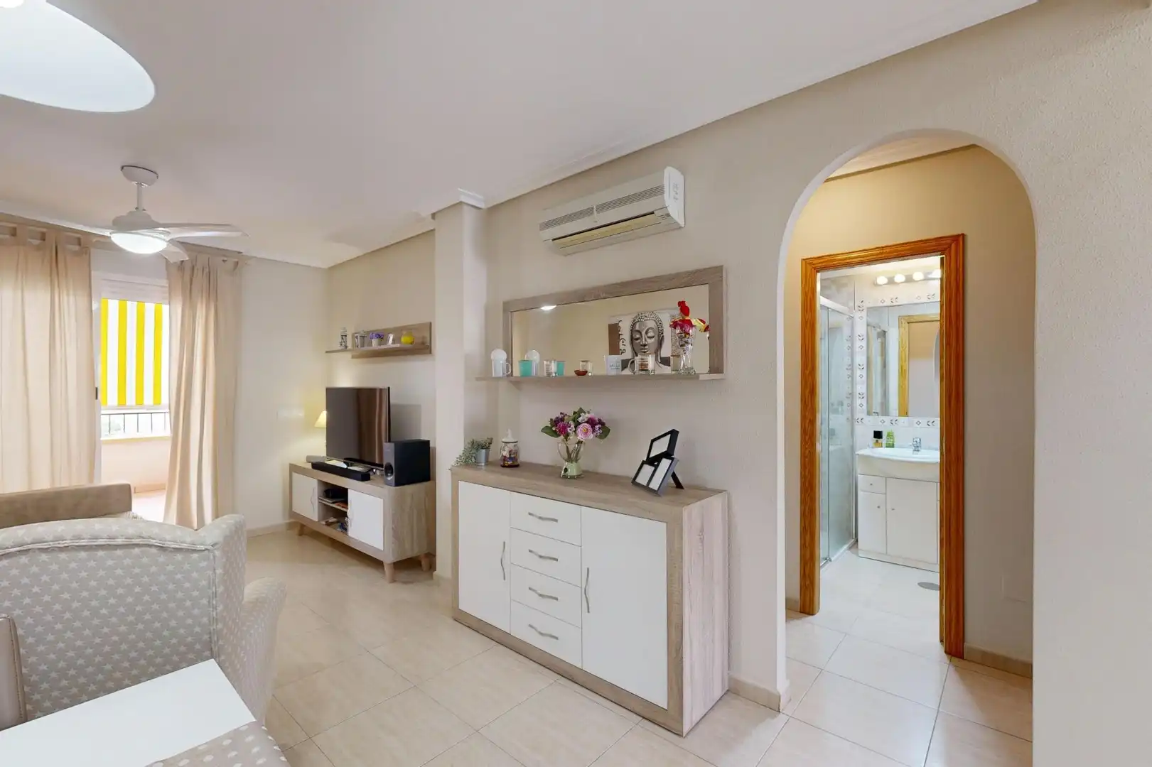 Sala de estar de Apartamento en venta en Cartagena con Aire acondicionado, Calefacción y Jardín privado