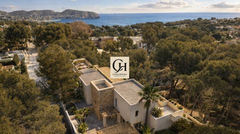 VILLA IBICENCA DE OBRA NUEVA EN CONSTRUCCION CERCA DEL MAR EN MORAIRA