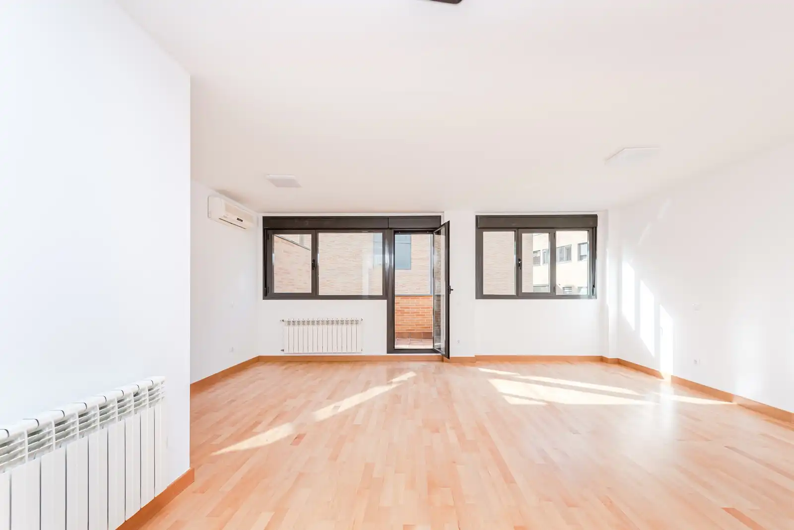 Living room of Flat for sale in Torrelodones  with Storage room