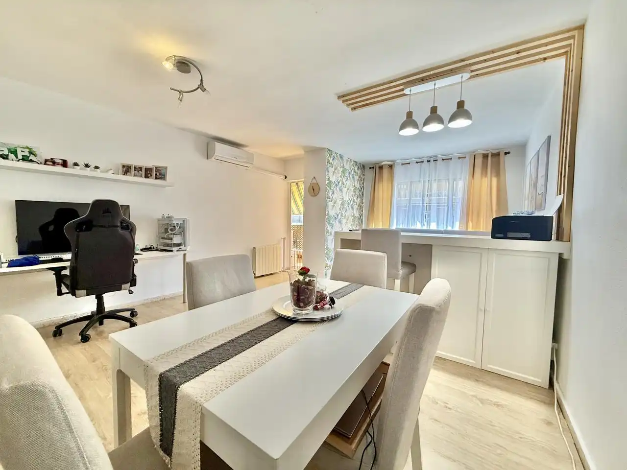 Dining room of Flat for sale in  Palma de Mallorca  with Air Conditioner, Heating and Balcony