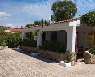 Vista exterior de Casa o xalet en venda en Talavera de la Reina amb Piscina i Moblat