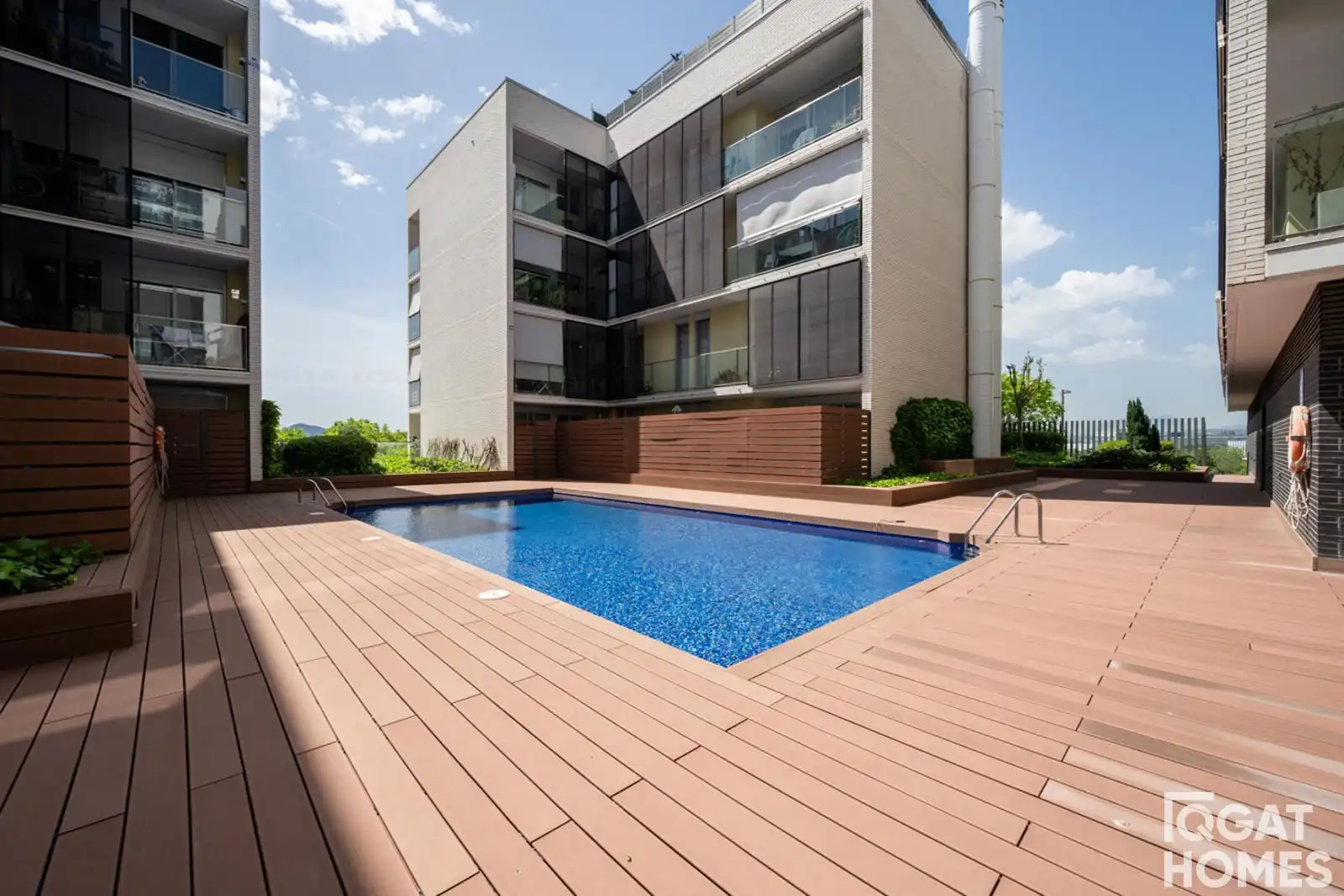 Swimming pool of Attic for sale in Sant Cugat del Vallès  with Air Conditioner, Heating and Storage room
