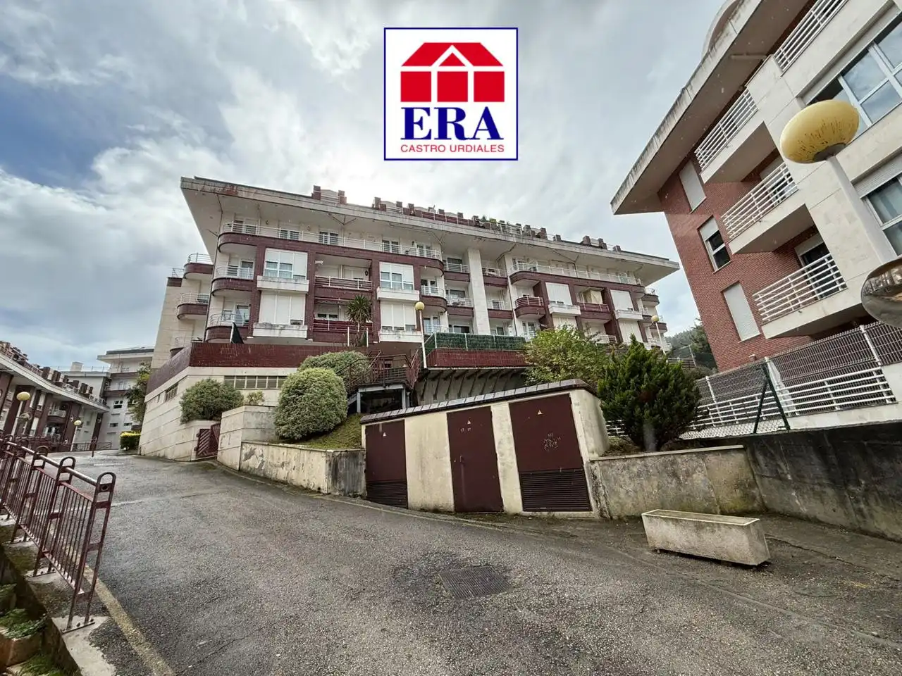 Exterior view of Flat for sale in Castro-Urdiales  with Heating, Parquet flooring and Terrace