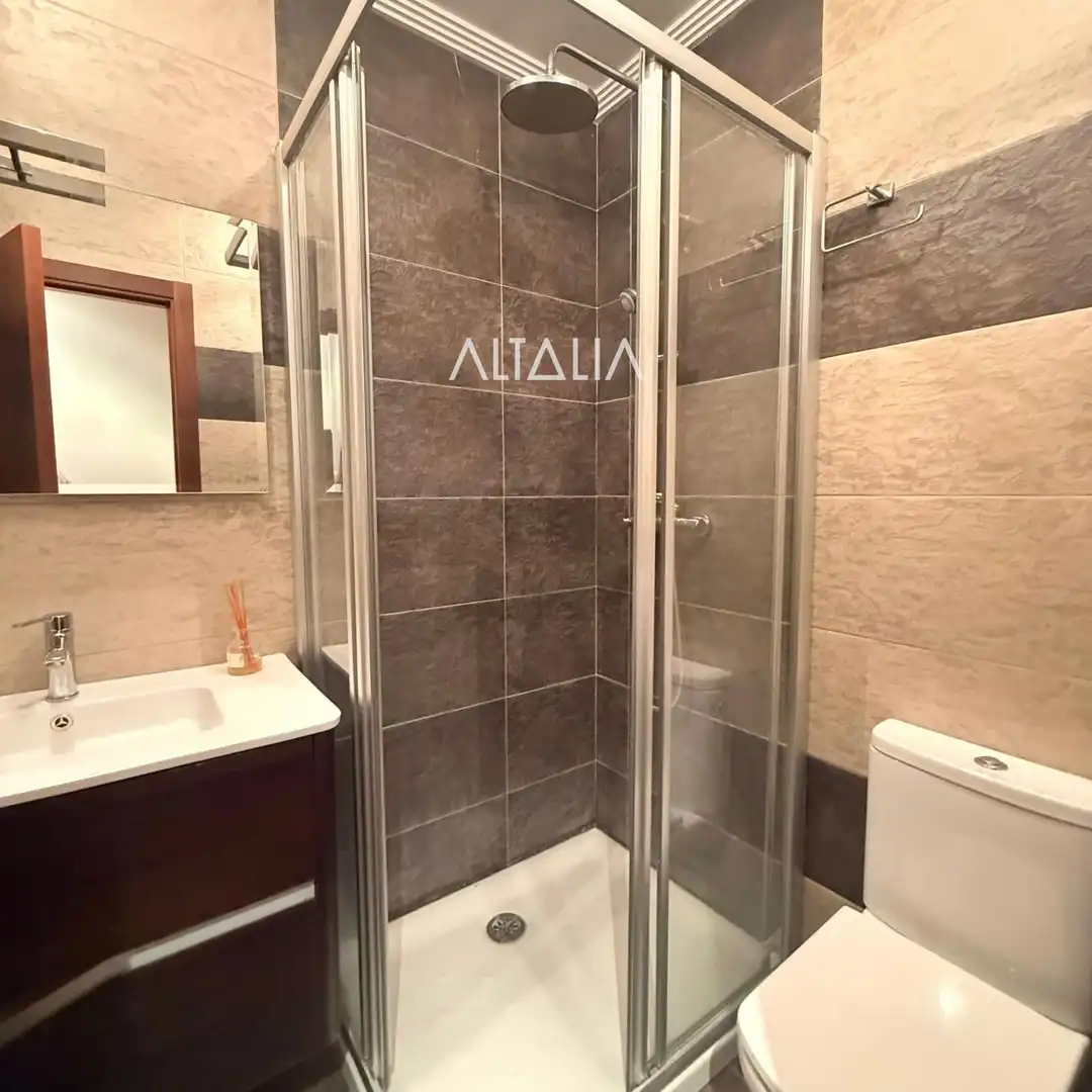 Bathroom of Flat for sale in Cuenca  with Heating, Terrace and Storage room
