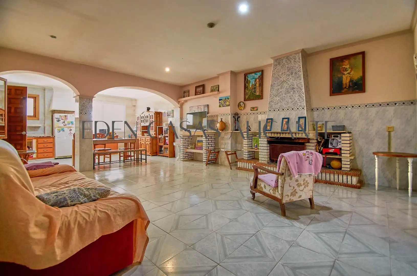 Casa adosada en venda en El Campello amb Jardí privat, Terrassa i Traster