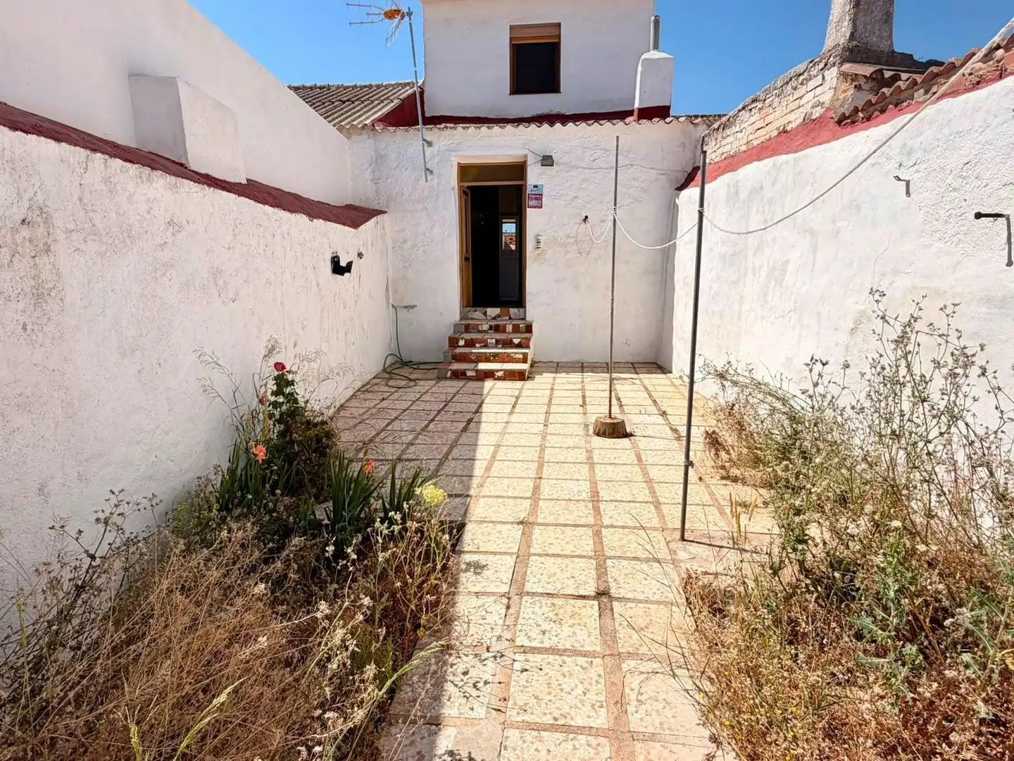 Vista exterior de Casa o xalet en venda en Humilladero amb Aire condicionat, Calefacció i Traster