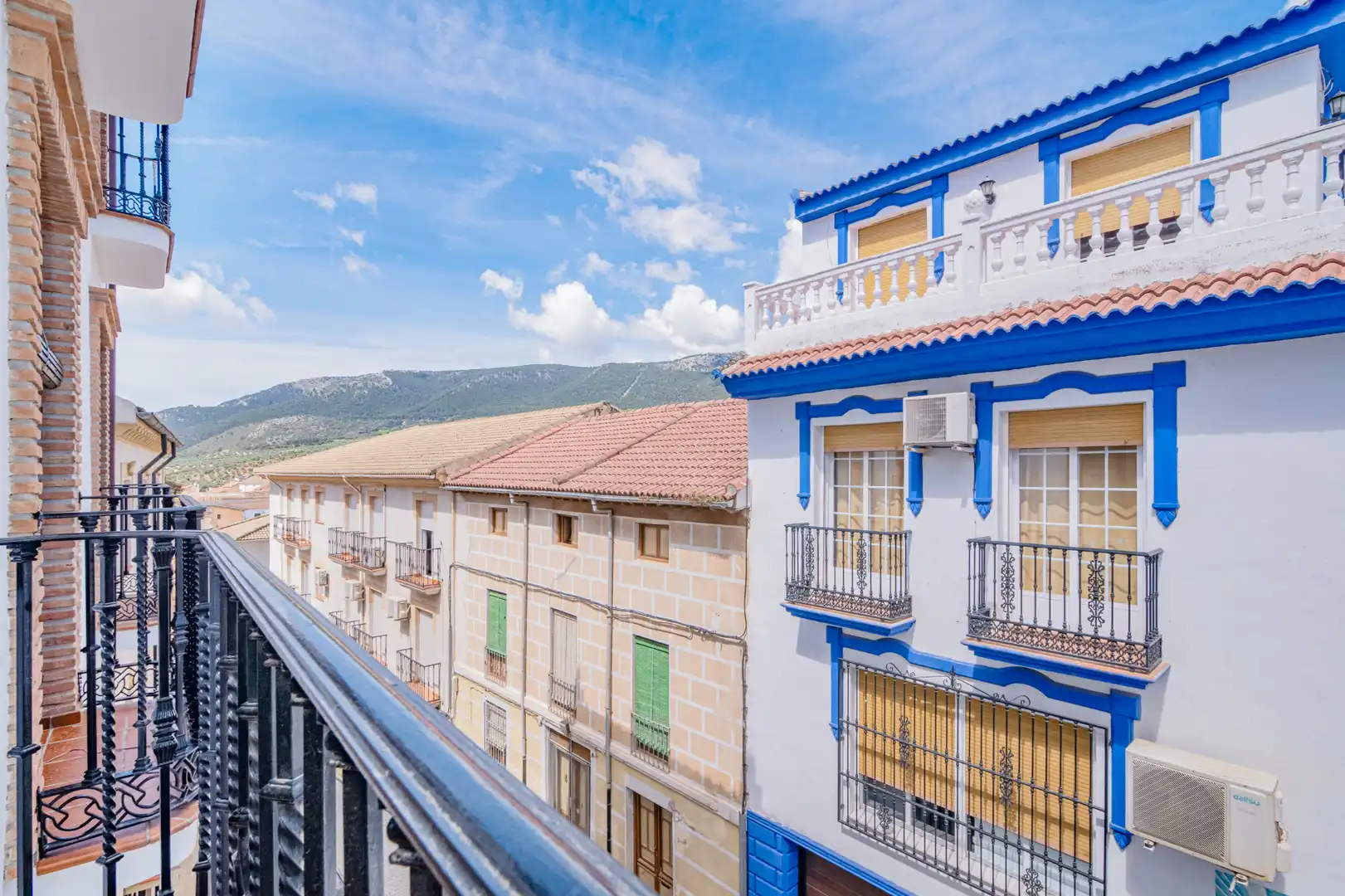 Inmuebles singulares con ascensor en venta en Calle Almenillas 2, imagen 63