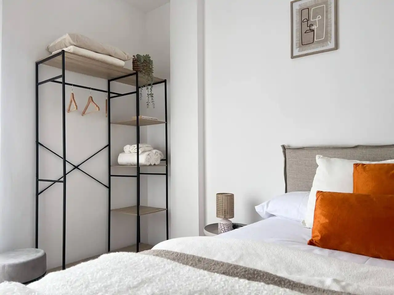 Schlafzimmer von Wohnung zur Miete in Centre - Sant Josep - Sanfeliu