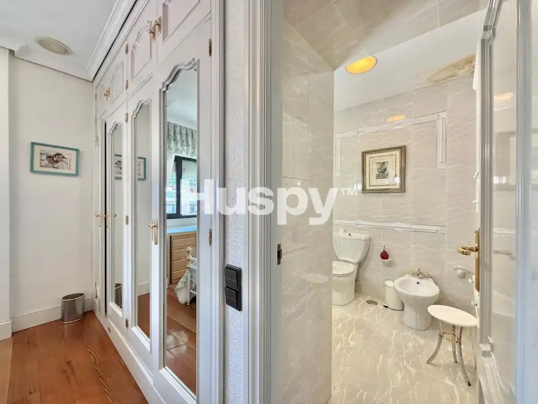 Piso con ascensor en venta en Calle del Aviador Zorita, imagen 24