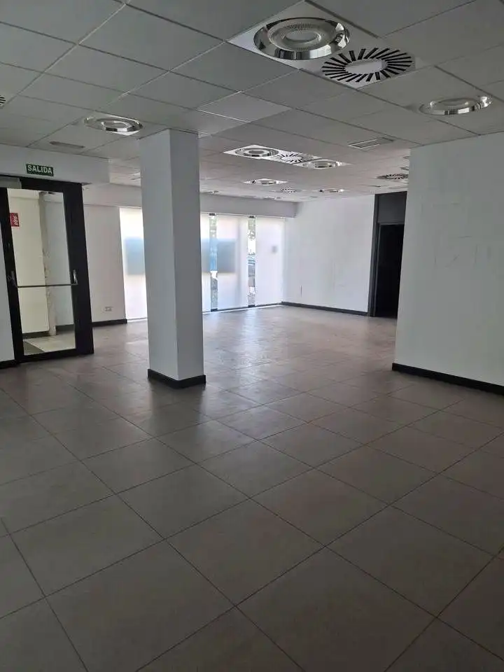 Local comercial de lloguer a Paseo de Pastrana, imagen 12