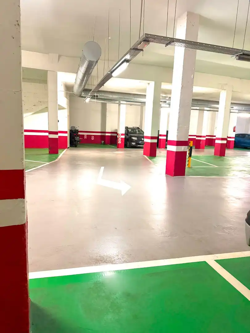 Aparcament de Garatge en venda en L'Hospitalet de Llobregat