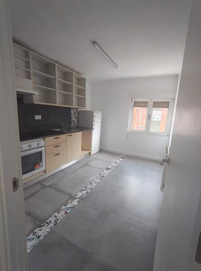 Cuina de Pis en venda en Langreo amb Calefacció i Traster
