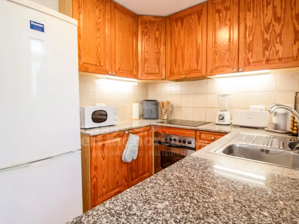 Cocina de Apartamento en venta en Es Mercadal con Terraza, Piscina y Piscina comunitaria