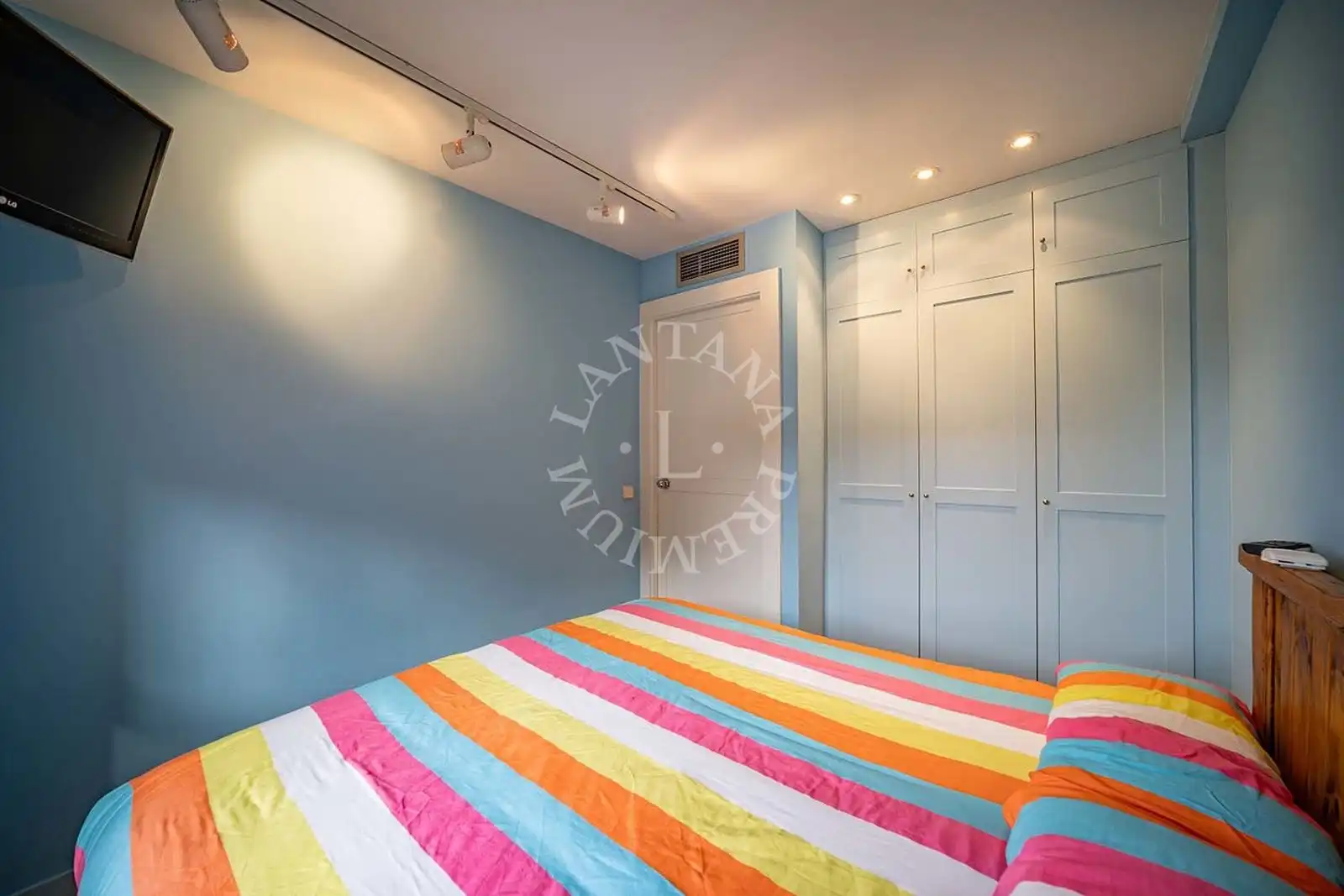 Bedroom of Flat for sale in Naut Aran  with Heating, Parquet flooring and Storage room