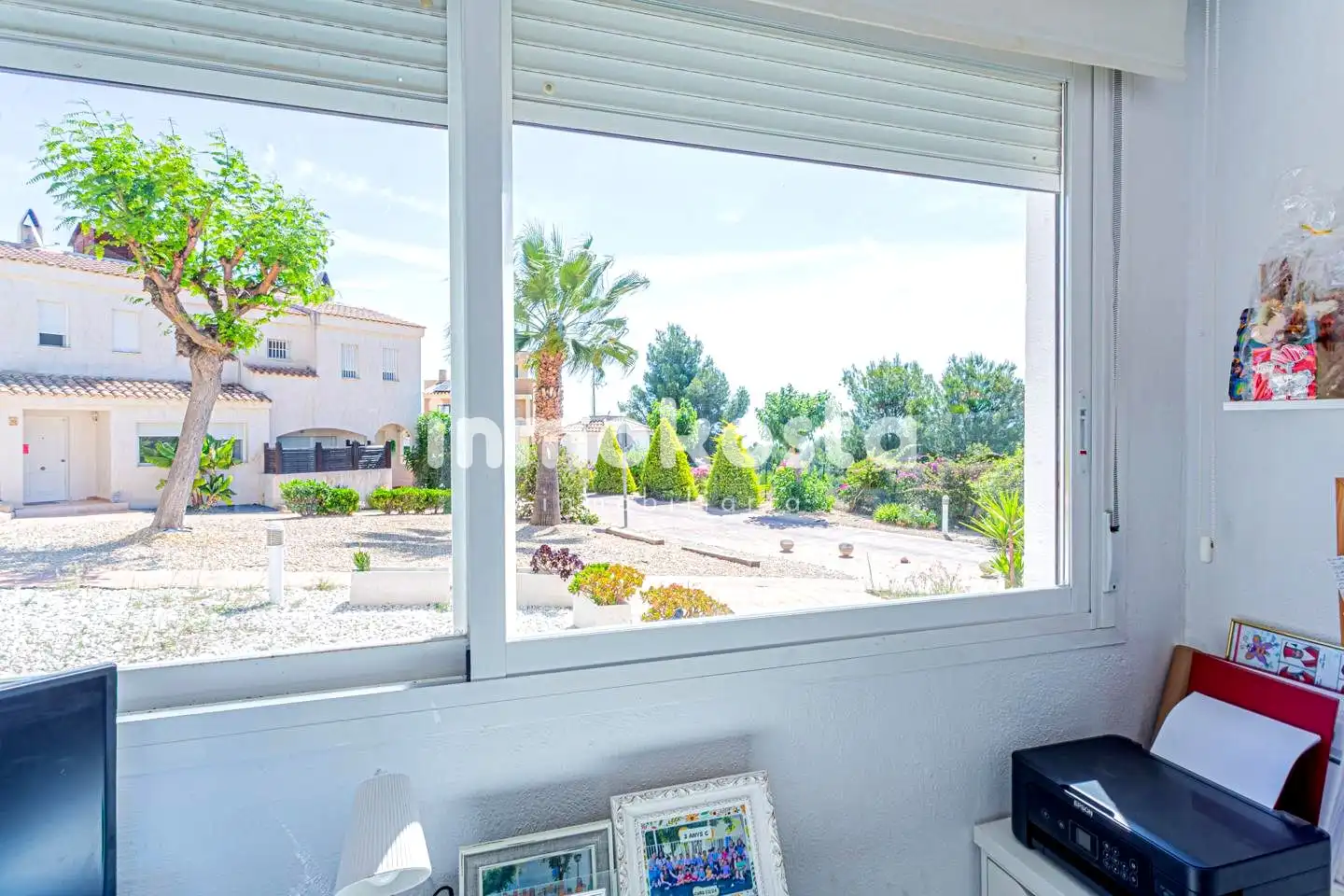 Außenansicht von Einfamilien-Reihenhaus zum Verkauf in La Nucia mit Klimaanlage, Privatgarten und Terrasse