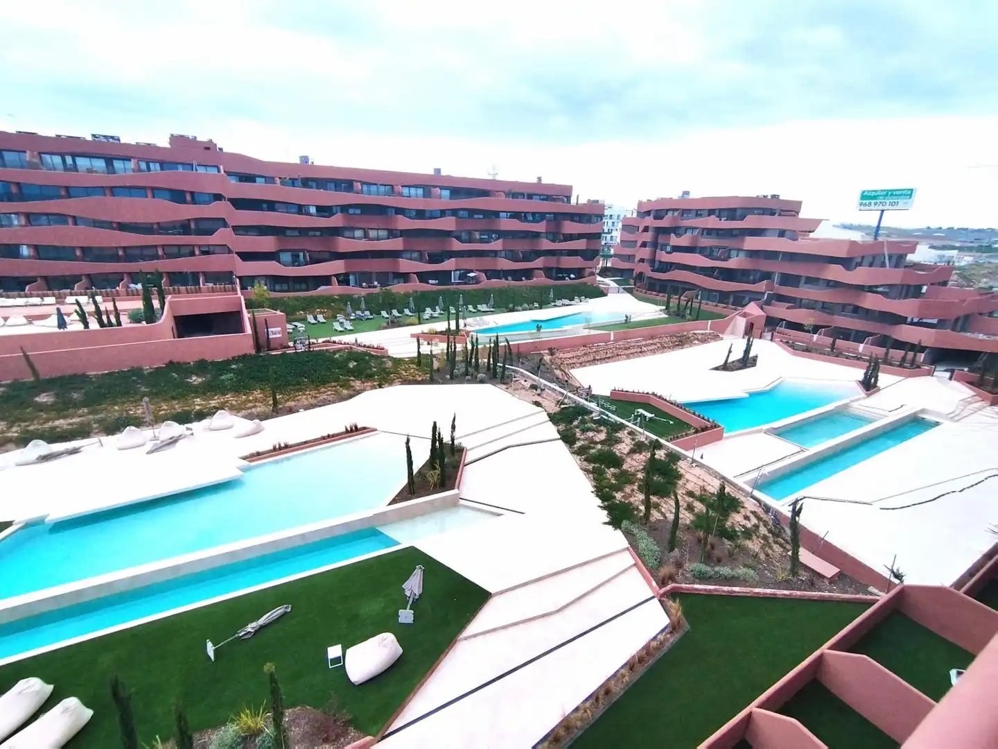 Piscina de Ático de alquiler en  Murcia Capital con Aire acondicionado, Jardín privado y Terraza