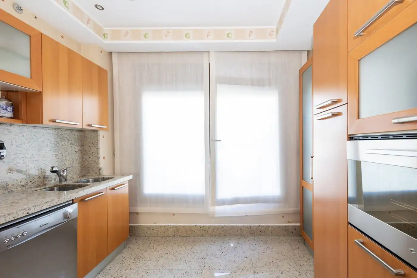Kitchen of Houses for sale in Granada  with Air Conditioner, Heating and Terrace