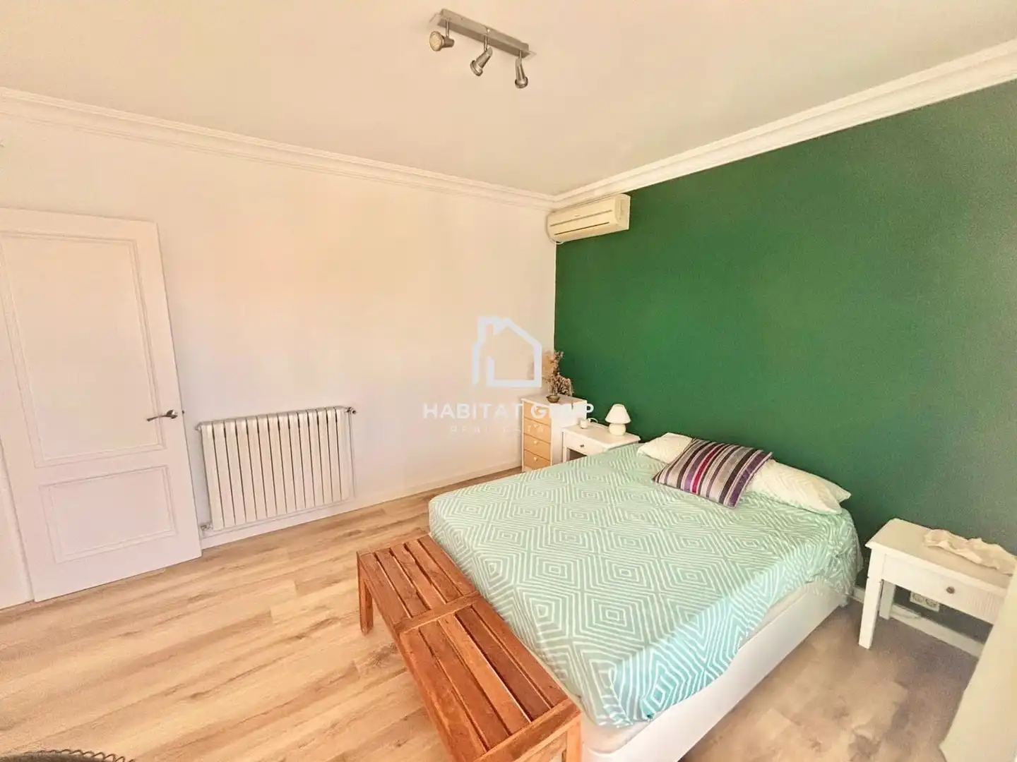 Habitación de Casa o chalet en venta en Es Castell con Aire acondicionado, Calefacción y Jardín privado