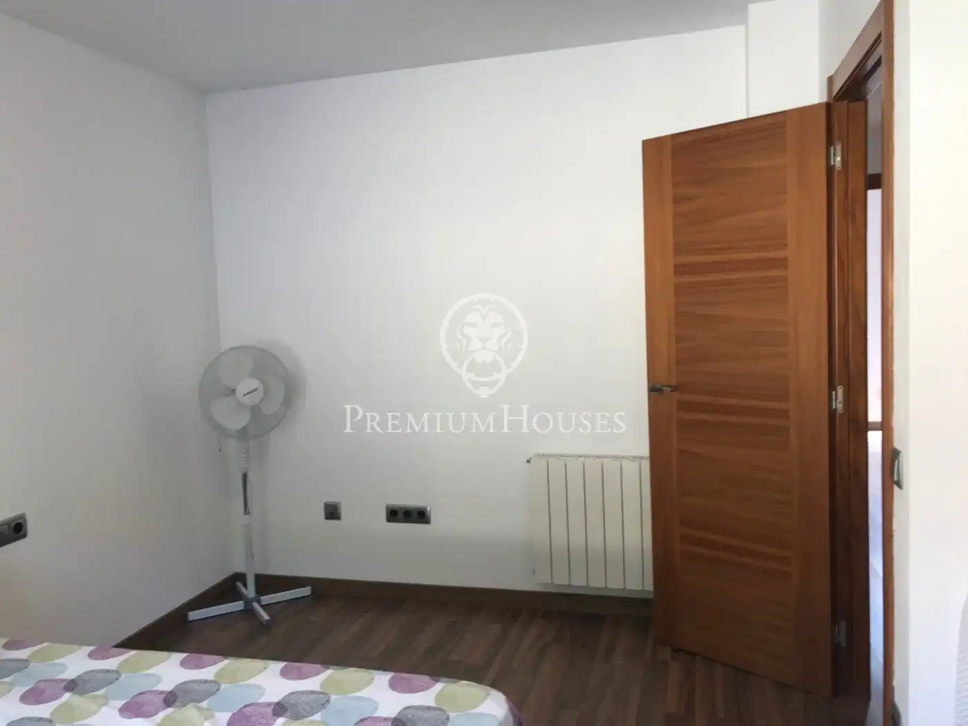 Bedroom of Detached homes for sale in Calafell  with Heating, Private garden and Parquet flooring