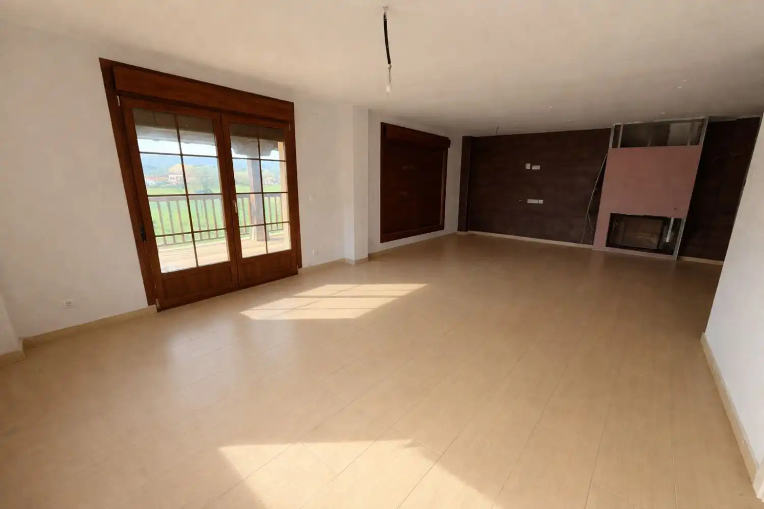 Sala d'estar de Casa o xalet en venda en Bárcena de Cicero amb Calefacció, Jardí privat i Terrassa