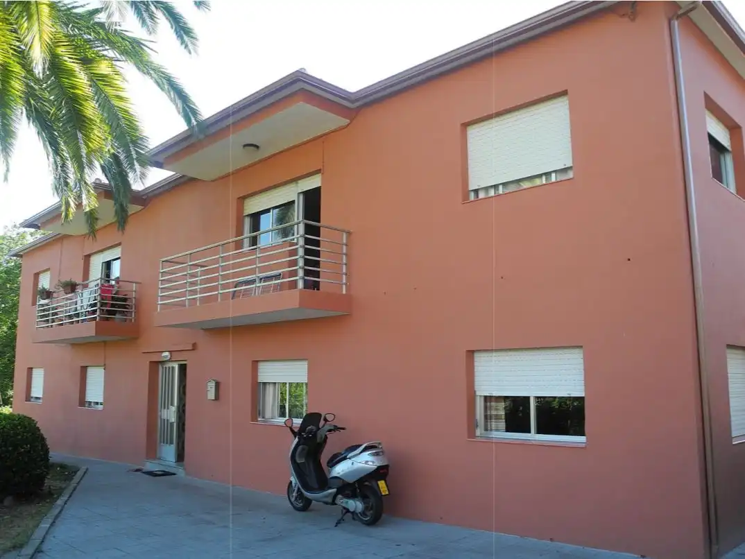 House with garden for sale in Camiño casal 5