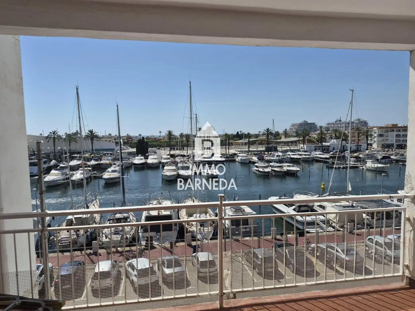 Piso en venta en Empuriabrava con Terraza y Balcón