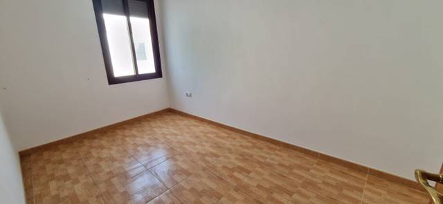 Dúplex en Venta en Calle Antonio Machado en Almodóvar del Río