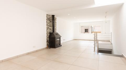 Foto 5 de Casa adosada en venda a Passatge de la Panadella, 42, Les Arenes - La Grípia  Can Montllor, Barcelona