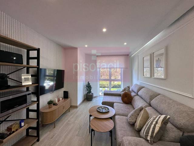 Piso en Venta en Recatelo - O Carme