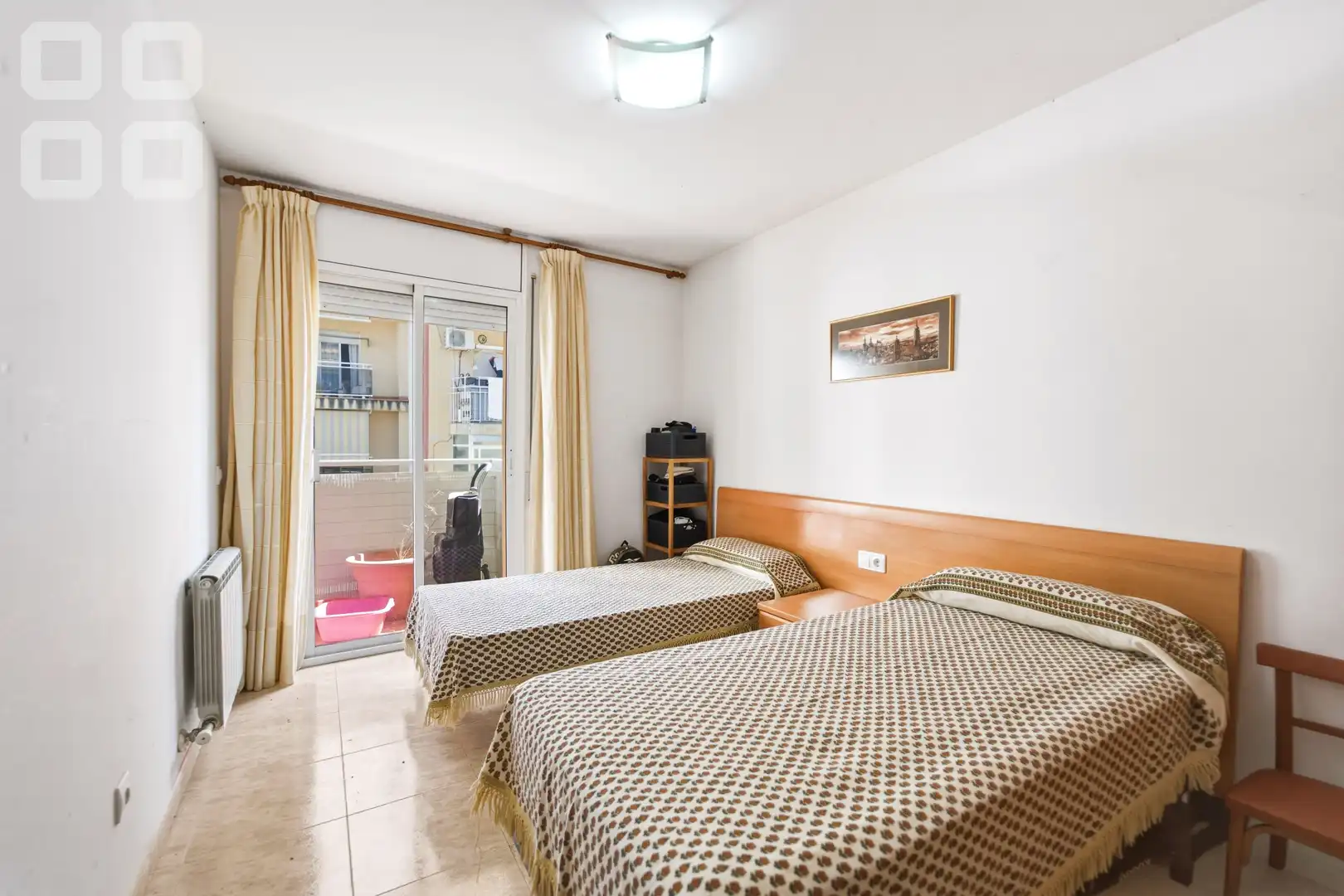 Habitación de Piso en venta en Pineda de Mar con Aire acondicionado, Calefacción y Trastero