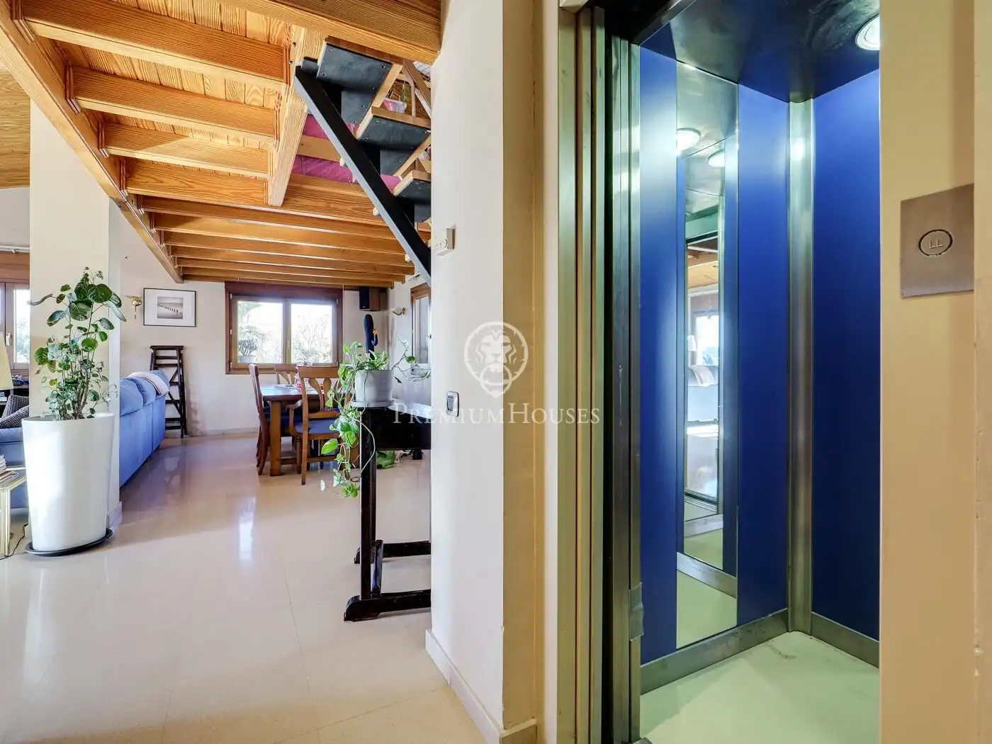 Houses for sale in Olesa de Montserrat  with Air Conditioner, Private garden and Terrace