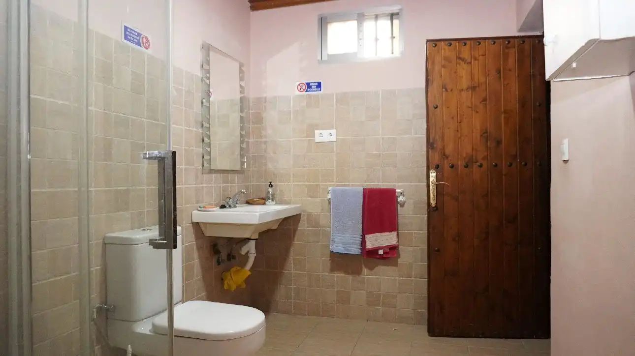 Baño de Finca rústica en venta en Motril con Terraza, Piscina y Amueblado