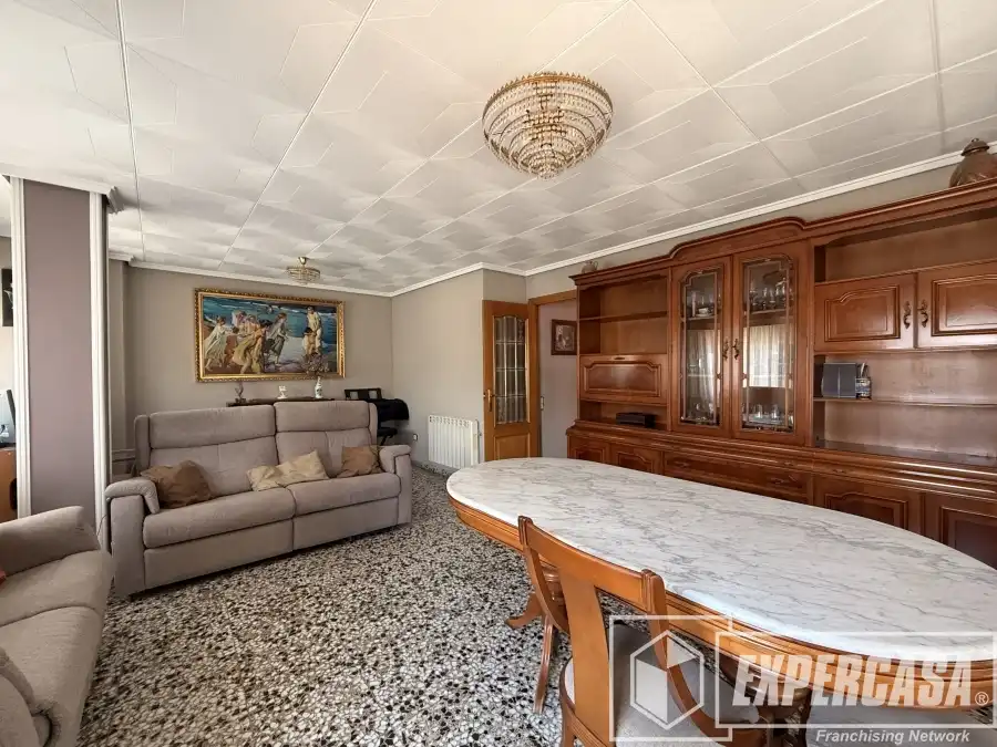 Sala d'estar de Pis en venda en Riba-roja de Túria amb Aire condicionat i Traster