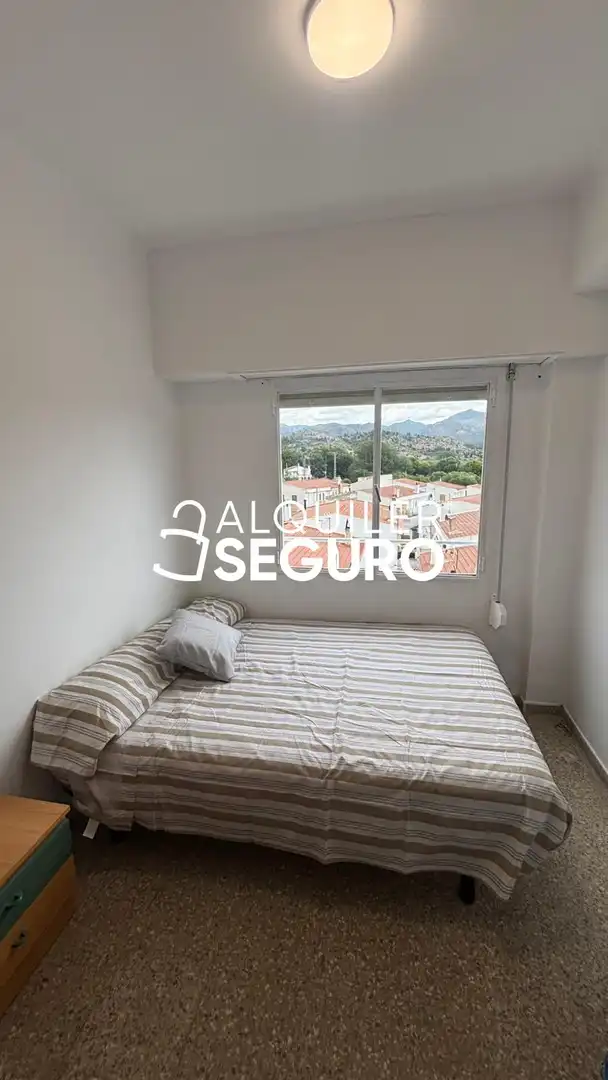 Habitación de Piso de alquiler en Chelva con Terraza y Amueblado