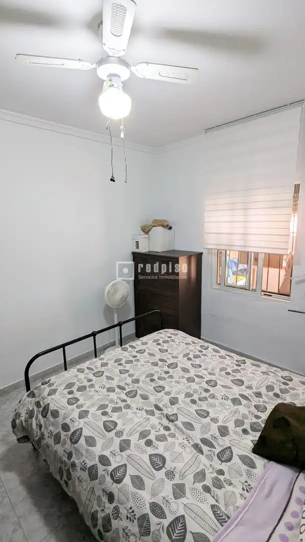 Schlafzimmer von Haus oder Chalet zum Verkauf in Málaga mit Klimaanlage, Heizung und Parkett