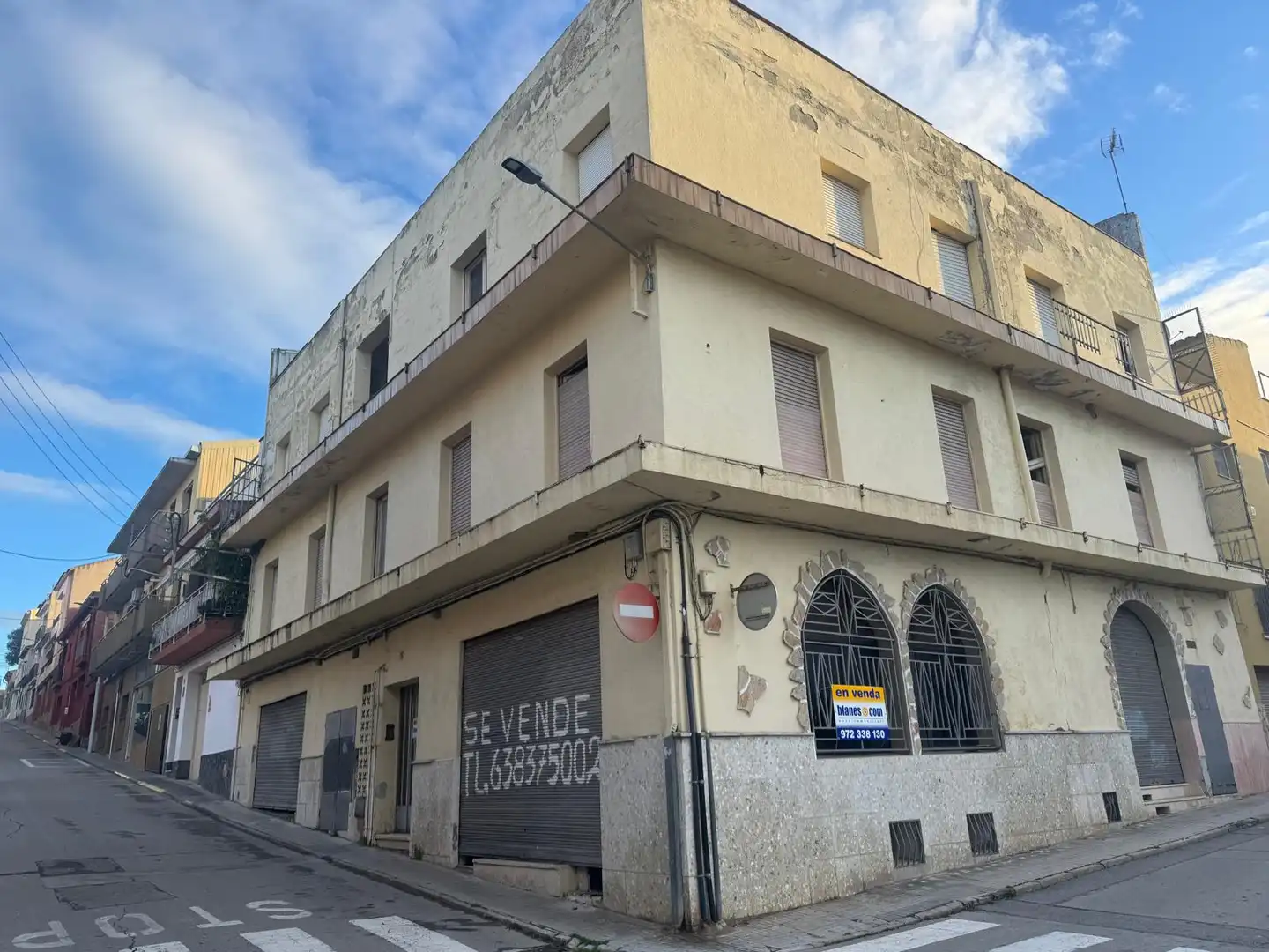 Vista exterior de Edificio en venta en Tordera