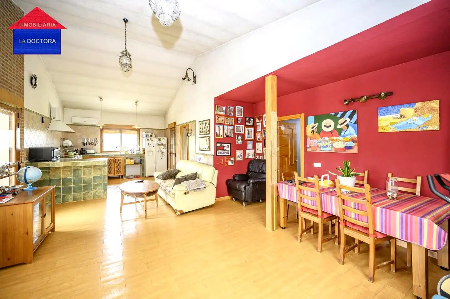 Sala de estar de Casa o chalet en venta en Méntrida con Aire acondicionado, Calefacción y Jardín privado