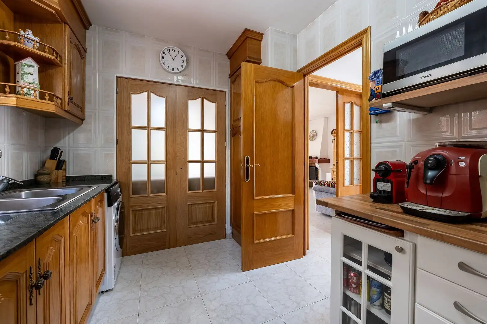 Cocina de Casa o chalet en venta en Cunit con Aire acondicionado, Calefacción y Jardín privado