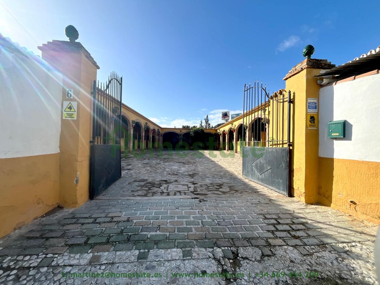 Vista exterior de Residencial en venda en Torremolinos