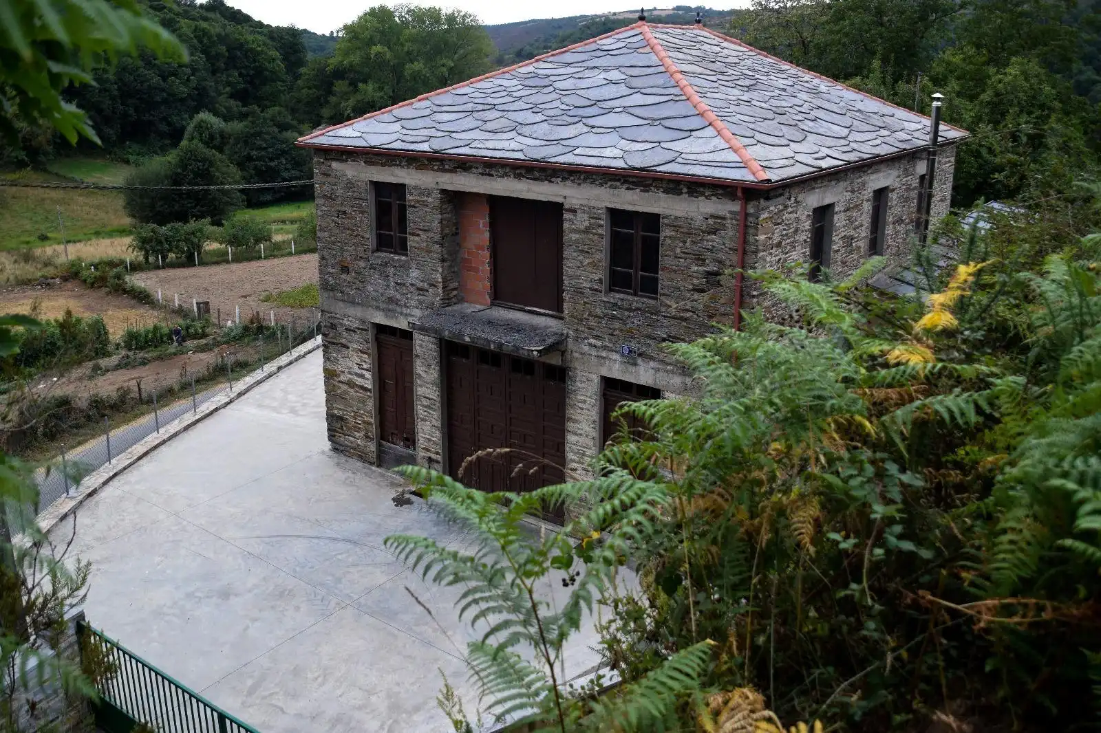 Exterior view of Houses for sale in O Incio 