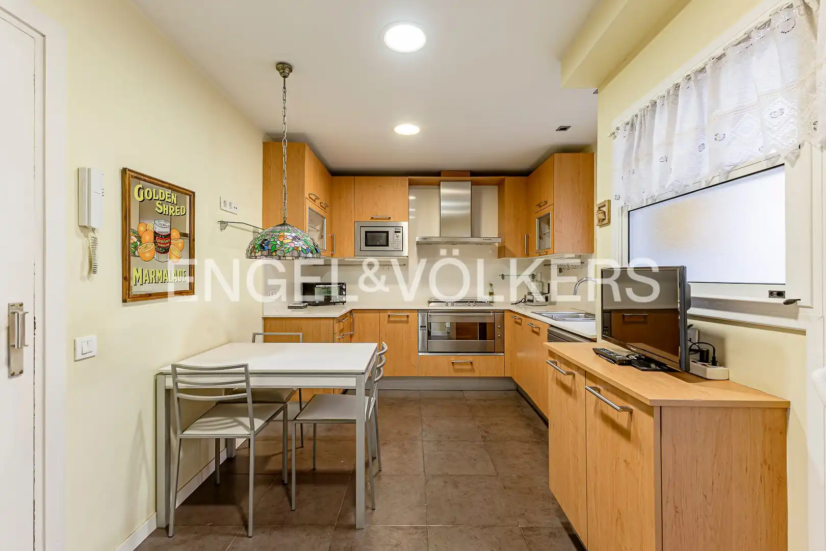 Cocina de Piso en venta en Barcelona con Calefacción y Balcón