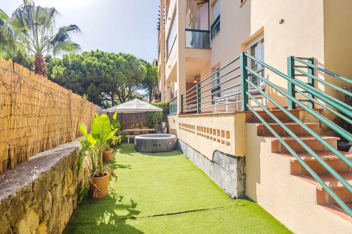 Terrace of Ground floor for sale in Marbella  with Air Conditioner, Heating and Private garden
